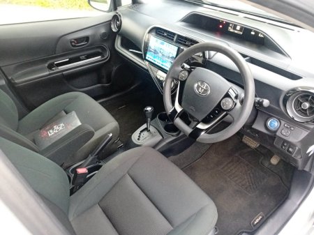 2018 Toyota Aqua - photo 9