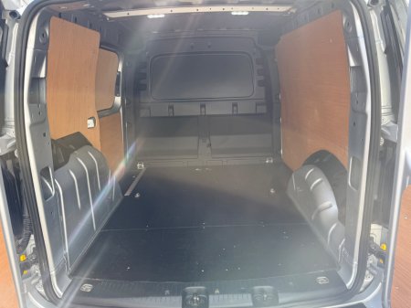 2025 Volkswagen Caddy - photo 22