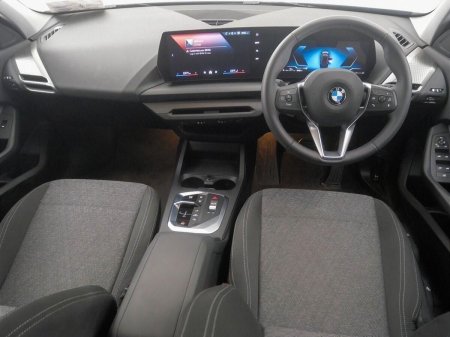 2026 BMW 1-Series - photo 4