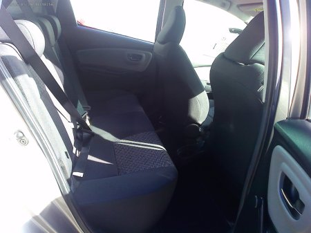 2015 Toyota Yaris - photo 5