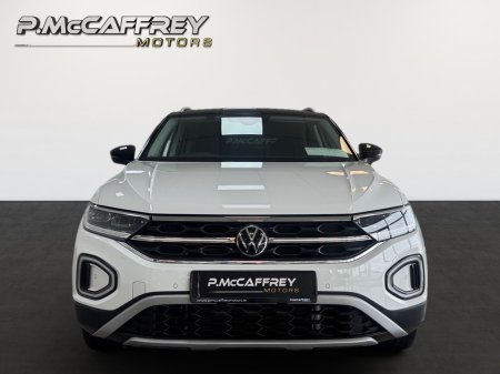 2023 Volkswagen T-Roc - photo 2