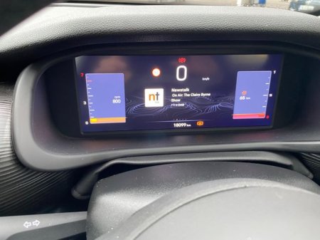 2025 Jeep Avenger - photo 15