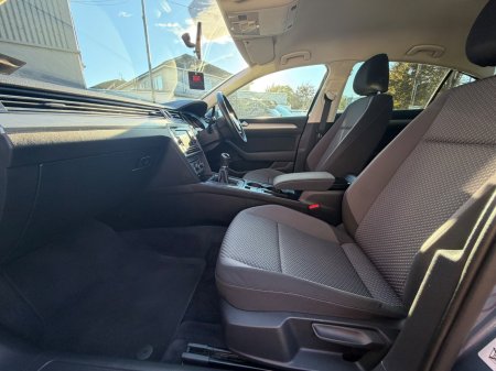 2018 Volkswagen Passat - photo 19