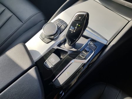 2020 BMW 5-Series - photo 10