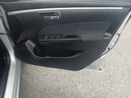 2013 Suzuki Swift - photo 9