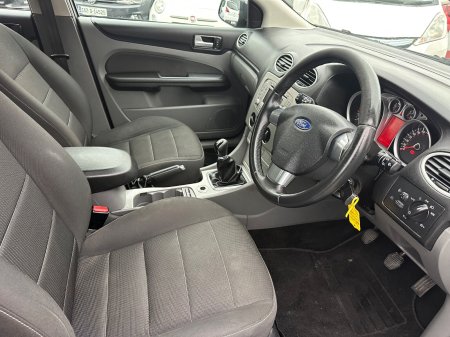 2011 Ford Focus - photo 7