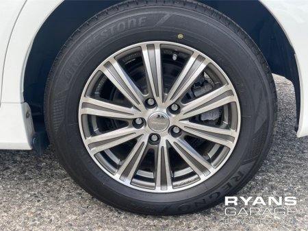 2019 Toyota Prius - photo 24