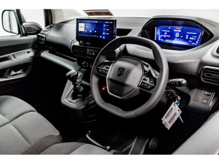 2026 Peugeot Partner - photo 2
