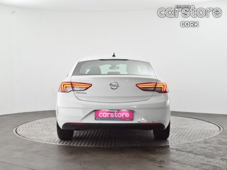 2021 Opel Insignia - photo 4