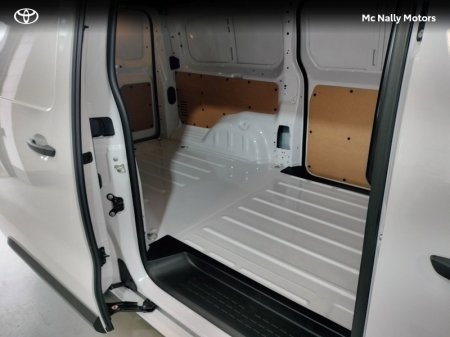 2026 Toyota Proace - photo 11