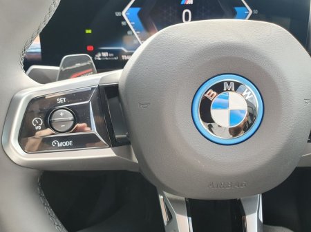 2026 BMW 5-Series - photo 16
