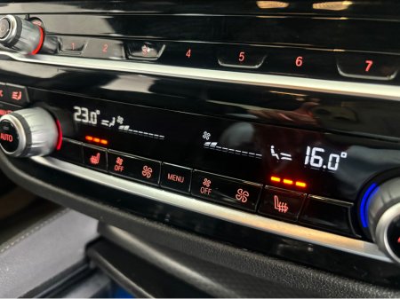 2021 BMW 5-Series - photo 19