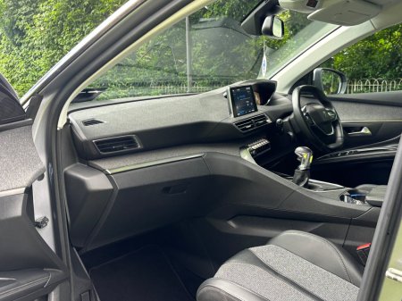 2020 Peugeot 5008 - photo 12