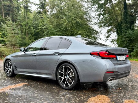 2021 BMW 5-Series - photo 5