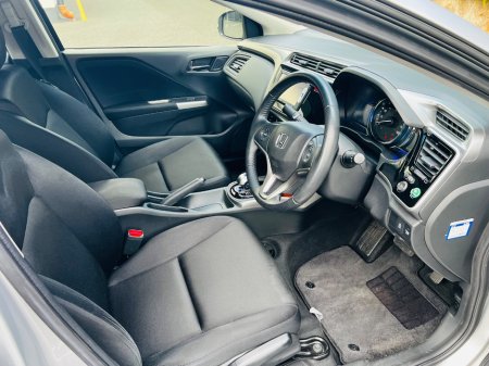 2015 Honda Grace - photo 16