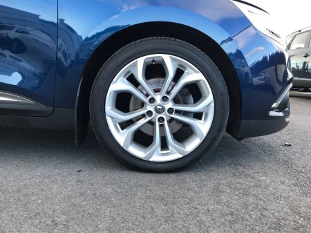 2021 Renault Grand Scenic - photo 5