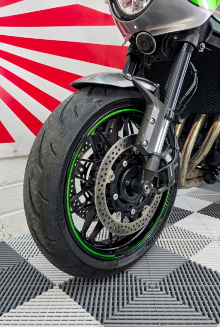 2020 Kawasaki Z 900 RS - photo 33
