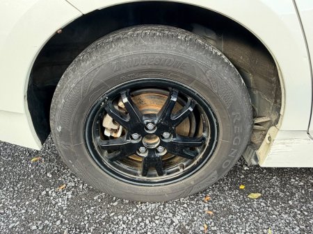 2015 Toyota Prius - photo 10