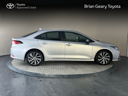 2023 Toyota Corolla - photo 3