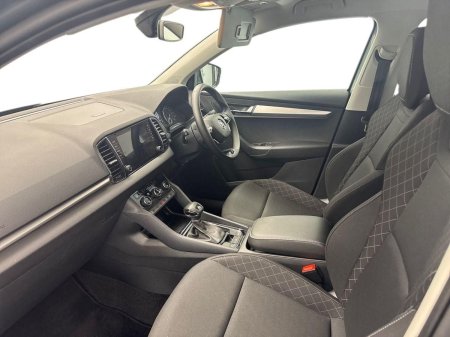 2021 Skoda Karoq - photo 2