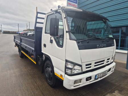 2010 Isuzu NQR - photo 2