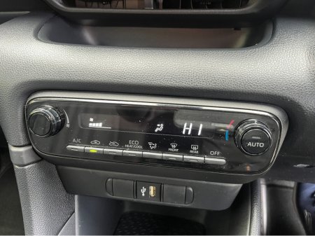 2023 Toyota Yaris - photo 17