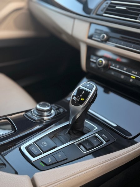 2012 BMW 5-Series - photo 43