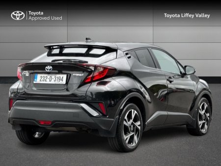 2023 Toyota C-HR - photo 2
