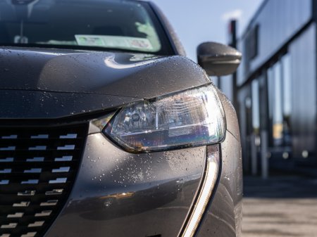 2020 Peugeot 208 - photo 8