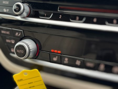 2019 BMW 5-Series - photo 17