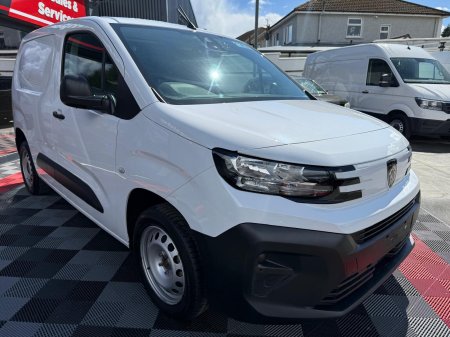 2024 Peugeot Partner - photo 3