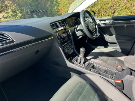 2019 Volkswagen Golf - photo 8