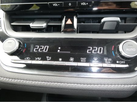 2023 Toyota Corolla - photo 33