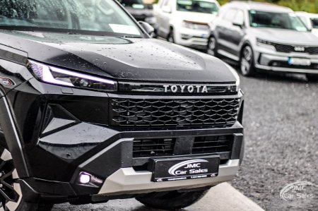 2026 Toyota Hilux - photo 5