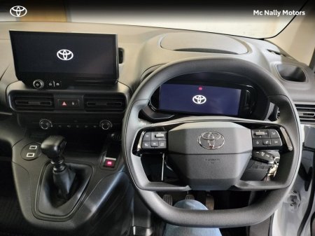 2026 Toyota Proace City - photo 10