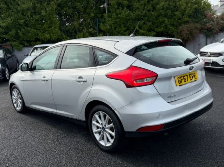 2017 Ford Focus - photo 5