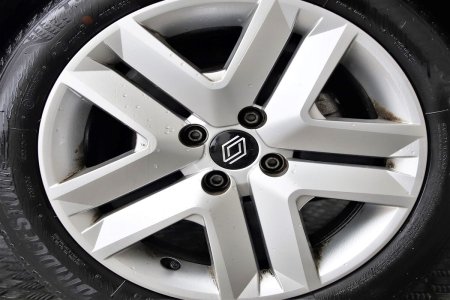 2025 Renault Clio - photo 27