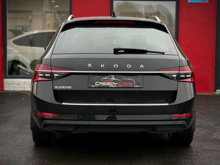 2022 Skoda Superb - photo 9