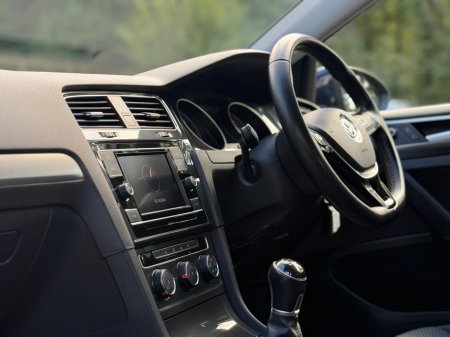 2019 Volkswagen Golf - photo 9