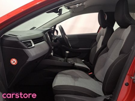 2024 Renault Clio - photo 9