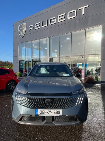2025 Peugeot 5008 - photo 2