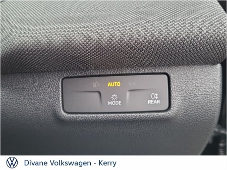 2027 Volkswagen T-Roc - photo 14