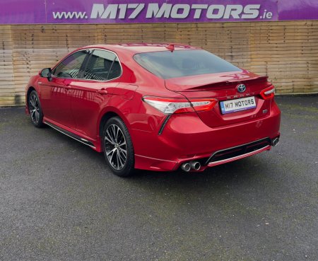 2020 Toyota Camry - photo 9