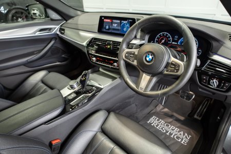 2019 BMW 5-Series - photo 8