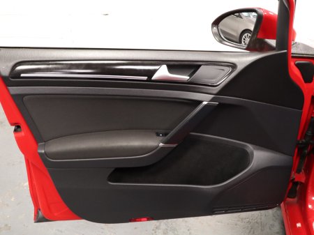 2013 Volkswagen Golf - photo 34