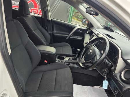 2016 Toyota RAV4 - photo 8