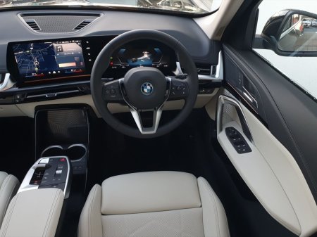 2026 BMW iX1 - photo 5