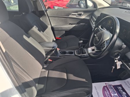 2023 Kia Sportage - photo 13