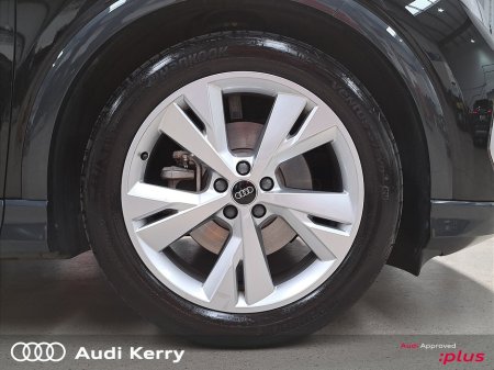 2025 Audi Q4 e-tron - photo 9