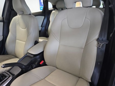 2017 Volvo V40 - photo 9